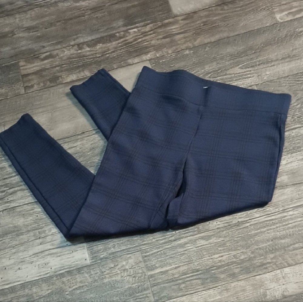 LOFT Dark Blue Petite Plaid Ponte Leggings - Picture 6 of 11